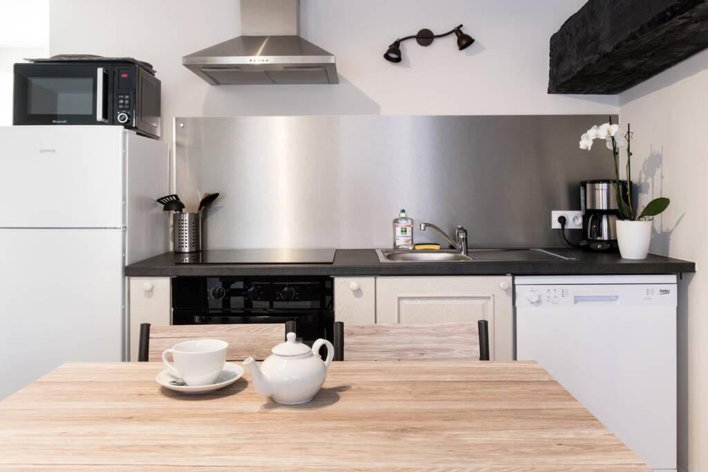 Beau T3 *** pour 2 à 4 pers avec patio privatif Apartamento La Couarde-sur-Mer Exterior foto